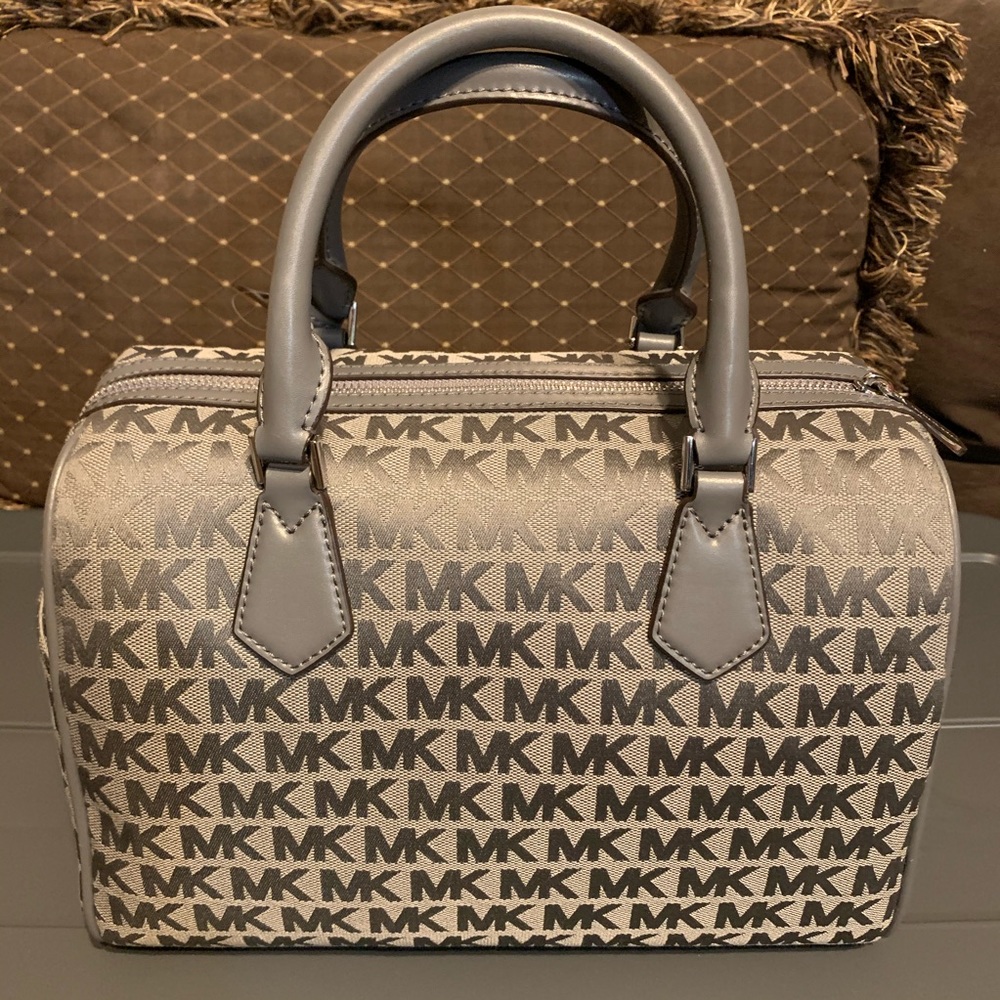 Michael Kors Bedford Bag & Wallet over - Picture 2 of 8